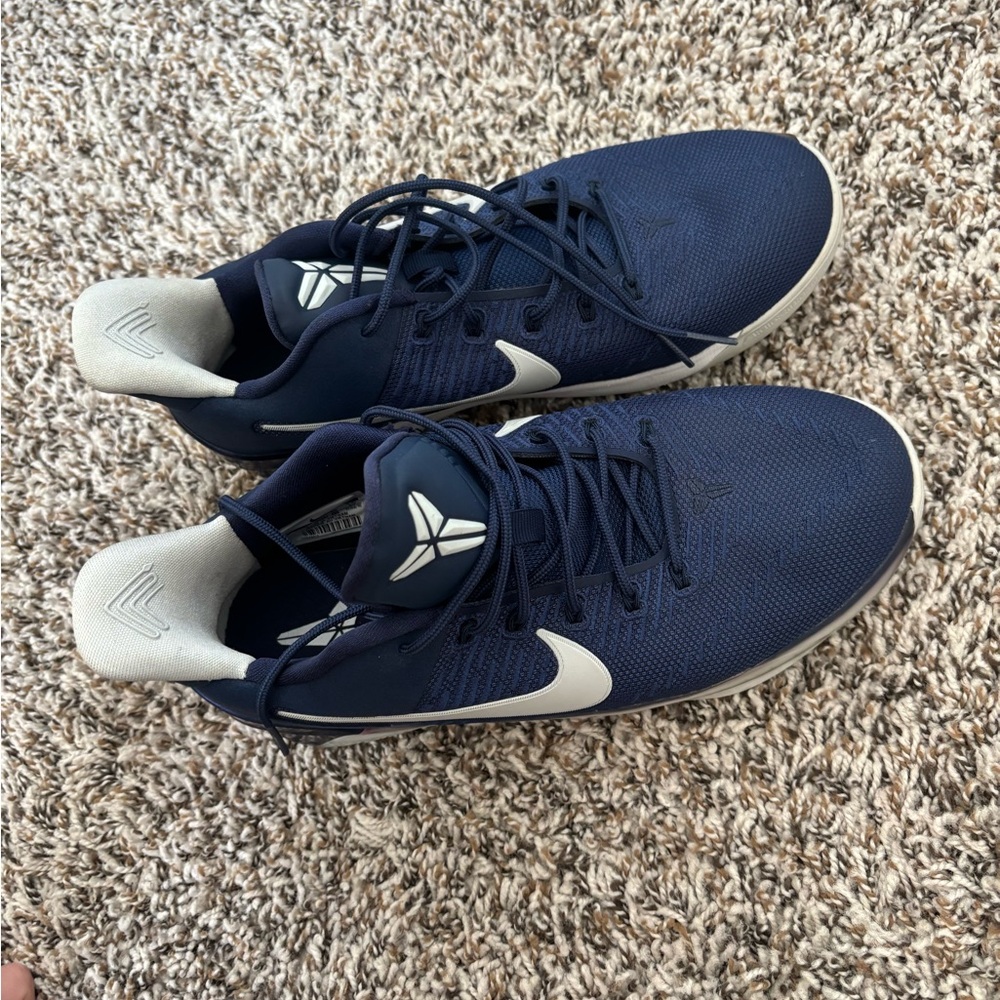 Kobe’s Men's Navy x White A.D